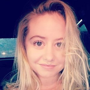 Meet your Posher, Bobbi